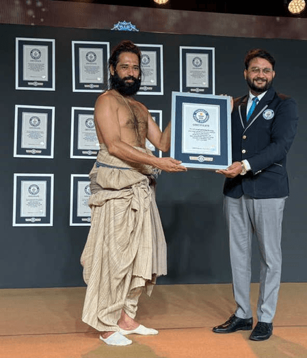 अंतरराष्ट्रीय योग दिवस पर अक्षर योग केंद्र ने बनाए 12 गिनीज वर्ल्ड रिकॉर्ड, रचा इतिहास