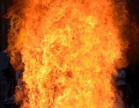 हिमाचल प्रदेश: घर में लगी भीषण आग, छह लोग जिंदा जले