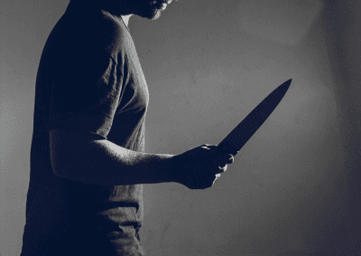 केरल में वकील ने पिता की हत्या की, मां गंभीर रूप से घायल