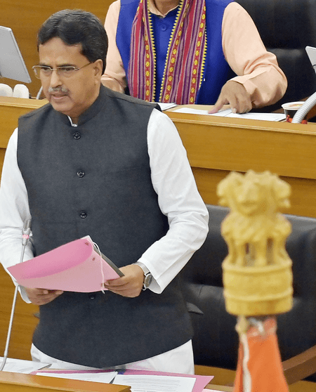 त्रिपुरा : दुर्गा पूजा में मुख्यमंत्री का सरकारी कर्मचारियों-पेंशनभोगियों को तोहफा, डीए-डीआर में 3 प्रतिशत की बढ़ोतरी की घोषणा