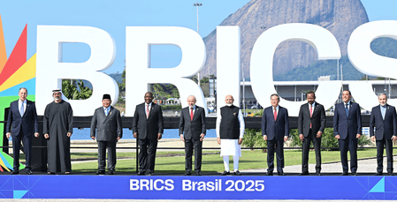 ब्रिक्स देशों को वैश्विक शासन में सुधारों को बढ़ावा देने में अग्रणी बनने का प्रयास करना चाहिए : चीनी प्रधानमंत्री