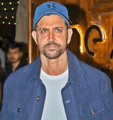 जूनियर एनटीआर को बर्थडे सप्राइज देंगे ऋतिक रोशन, रिलीज होगा 'वॉर 2' का टीजर!