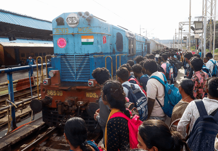 तमिलनाडु सरकार ने दिवाली के बाद यात्रा को आसान बनाने के लिए 21 अक्टूबर को छुट्टी की घोषणा की