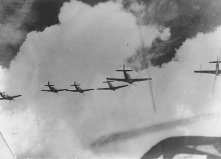 युद्धविराम की 72वीं वर्षगांठ पर उत्तर कोरिया ने 'दुश्मन विमान' का मलबा किया प्रदर्शित, अमेरिका को दी चेतावनी