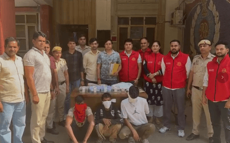 दिल्ली पुलिस की बड़ी कामयाबी, मधु विहार ब्लाइंड बर्गलरी केस में 5 गिरफ्तार