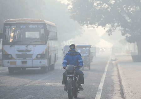 ग्रेटर नोएडा देश में सबसे ज्यादा प्रदूषित, एक्यूआई ने तोड़े सारे रिकॉर्ड; दिल्ली-एनसीआर का दम घुटा