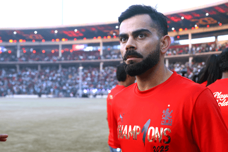 बेंगलुरु भगदड़: विराट कोहली के खिलाफ शिकायत दर्ज