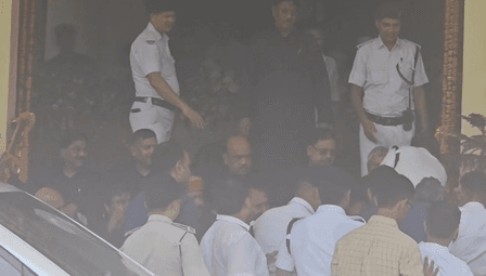 बिहार विधानसभा सत्र का दूसरा दिन, विपक्षी विधायकों ने किया हंगामा