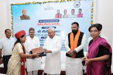 बिहार : शिक्षा विभाग में सीएसआर फंड से एमओयू साइन, छात्राओं का भविष्य उज्जवल बनाने पर जोर