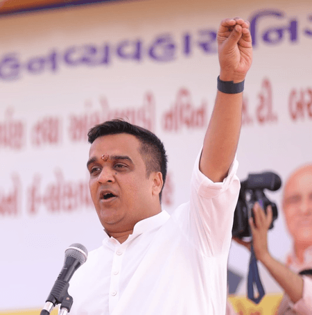 अमित शाह के जन्मदिन पर गांधीनगर में स्वच्छता सेवकों को मिला सम्मान