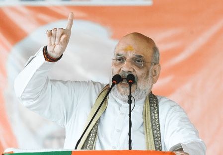 बालासाहेब ठाकरे की पुण्यतिथि पर केंद्रीय गृह मंत्री अमित शाह समेत कई नेताओं ने श्रद्धांजलि दी