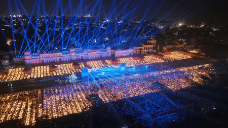 दीपोत्सव 2025 : अयोध्या में बना विश्व रिकॉर्ड, 26 लाख दीपों से जगमग हुई रामनगरी