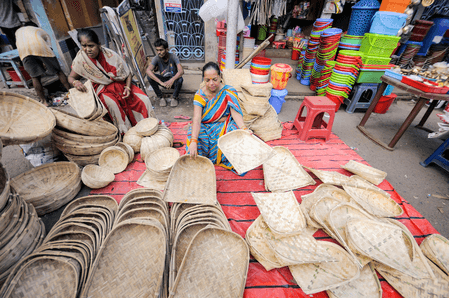 छठ पर 50,000 करोड़ रुपए से अधिक का हुआ व्यापार, 'स्वदेशी छठ' कैंपेन ने बढ़ाई लोकल प्रोडक्ट्स की बिक्री : कैट