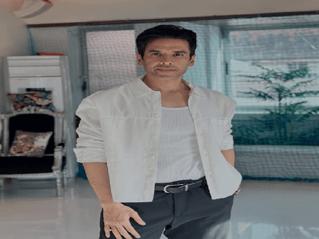 तुषार कपूर ने पूरी की फिल्म 'मस्ती-4' की शूटिंग