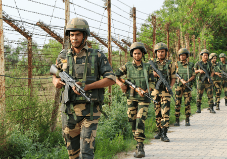 जम्मू-कश्मीर : सांबा जिले में बॉर्डर से सटे दो किमी के दायरे में रात्रि कर्फ्यू लगा