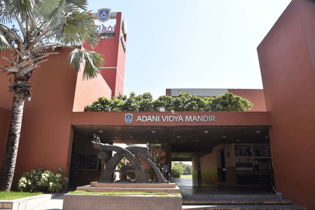 अहमदाबाद का अदाणी विद्या मंदिर देश के शीर्ष विद्यालयों में शामिल, सीबीएसई 12वीं का रिजल्ट 100 प्रतिशत