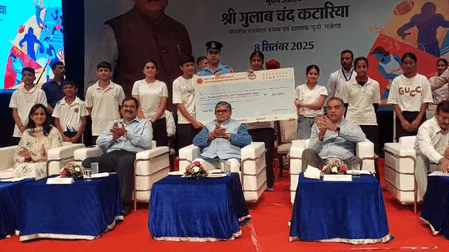 खिलाड़ियों को 28.74 करोड़ की राशि वितरित, पंजाब के राज्यपाल ने 12 कोच को भी सम्मानित किया