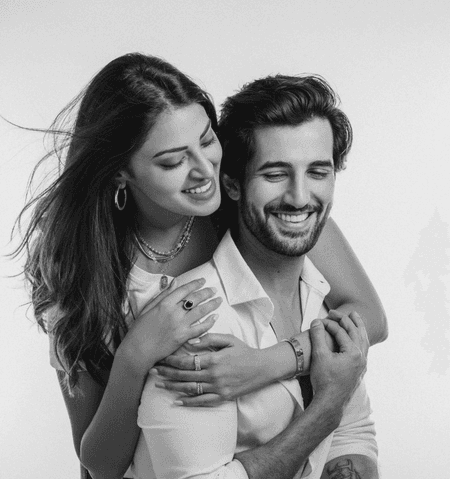 'छोले-भटूरे की तरह हमेशा साथ रहेंगे', शादी की चौथी सालगिरह पर आदित्य ने किया पत्नी अनुष्का से वादा