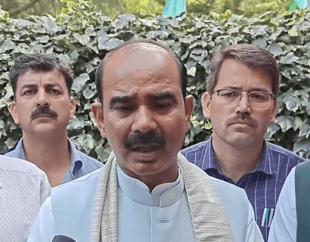 हिमाचल प्रदेश: बारिश से क्षतिग्रस्त फोरलेन और हाईवे फिर से पहले की तरह बनाए जाएंगे : अजय टम्टा