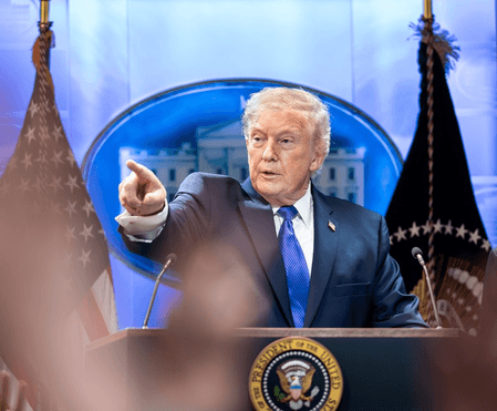 ईरान को लेकर ट्रंप की धमकियों का पूरे अमेरिका में हो रहा है विरोध