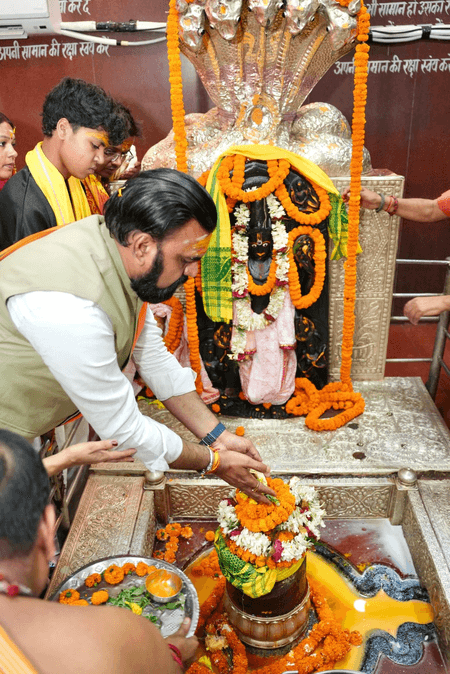 बिहार: सीएम सम्राट चौधरी ने हरिहरनाथ मंदिर में पूजा-अर्चना कर राज्य की सुख, शांति एवं समृद्धि की कामना की