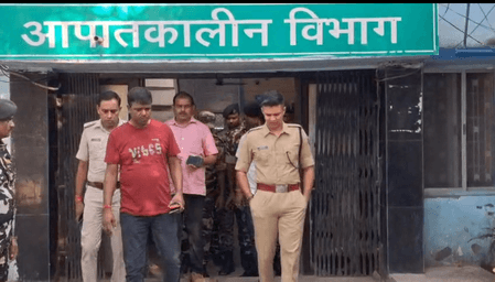 बिहार: गोपालगंज में पुलिस मुठभेड़ में ईनामी अपराधी घायल, अस्पताल में भर्ती