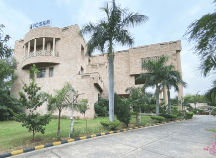 'चुनाव डेटा में हेरफेर से नैरेटिव गढ़ने की कोशिश', आईसीएसएसआर ने लिया संज्ञान, सीएसडीएस के खिलाफ एक्शन की तैयारी