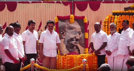 महात्मा गांधी की पुण्यतिथि: सीएम स्टालिन ने दी श्रद्धांजलि, अस्पृश्यता उन्मूलन की शपथ दिलाई