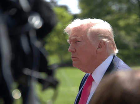 ट्रंप ने ईरान के साथ संघर्ष विराम बढ़ाया: नाकाबंदी जारी, वार्ता पर अनिश्चितता बरकरार