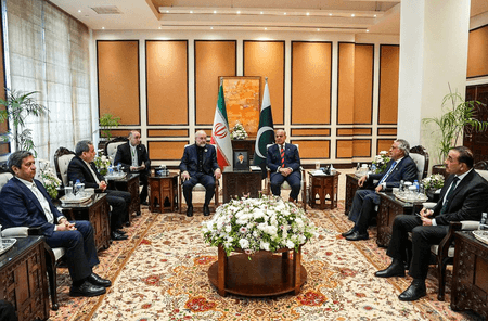 ईरान और अमेरिका के बीच फिर से बनी संवाद की संभावना, पर सीधी बातचीत से इनकार