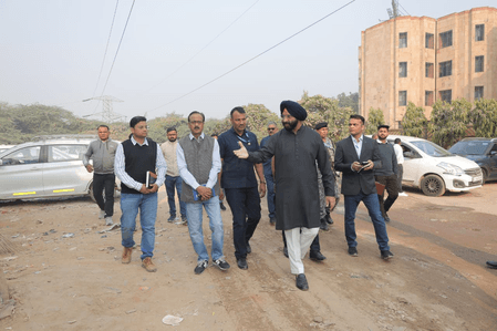 दिल्ली: सिरसा ने वसंत कुंज और महिपालपुर में सफाई कार्यों का किया निरीक्षण, अधिकारियों को दिए निर्देश