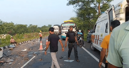 मध्य प्रदेश में भीषण सड़क हादसा: सिंगर समेत म्यूजिशियन ग्रुप के 4 सदस्यों की मौत, 7 घायल