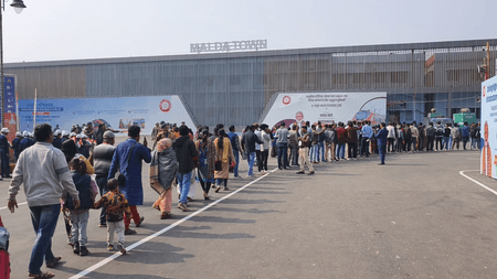 पीएम के दौरे पर मालदा में उत्सव जैसा माहौल, जनता ने वंदे भारत स्लीपर ट्रेन के उद्घाटन को बताया 'गर्व का पल'