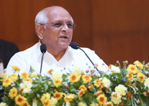 वाइब्रेंट गुजरात रीजनल कॉन्फ्रेंस के अंतर्गत ‘कार्बन से फसल तक: हरित अणु, अधिक उत्पादन’ विषय पर परिसंवाद