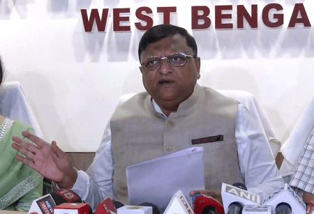 बंगाल चुनाव: इन तीन अधिकारियों ने संभाली पूरी प्रक्रिया, एसआईआर से काउंटिंग तक शांतिपूर्ण रहा माहौल