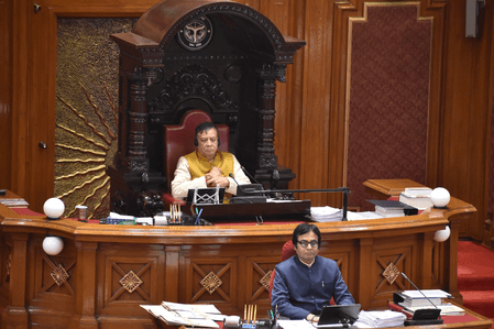 यूपी विधानसभा में ट्रांसजेंडर कल्याण, एआई दुरुपयोग और निवेश पर गरमाई चर्चा