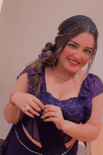 'तितली शहर के' गाने पर झूमी आम्रपाली दुबे, शानदार डांस और स्टाइल से जीता दिल