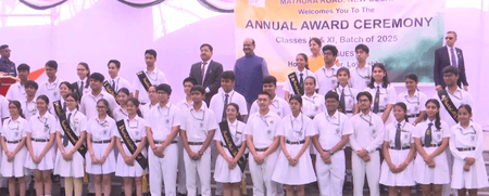 ओम बिरला ने छात्रों से जागरूक नागरिक बनने का किया आह्वान, कहा-लोकतंत्र केवल चुनाव नहीं, संवाद का माध्यम