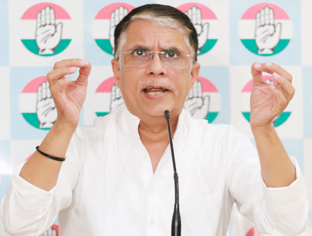 बिहार : गया जिलाधिकारी ने मतदाता सूची को लेकर पवन खेड़ा के आरोपों का खंडन किया