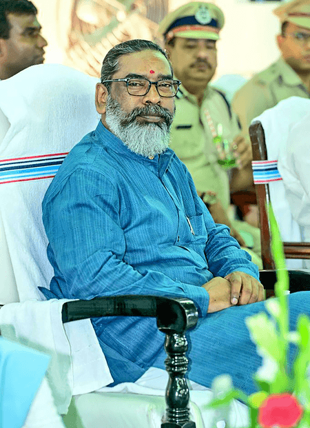 हेमंत सोरेन: विरासत से विजय तक, आदिवासी हितों की मजबूत आवाज