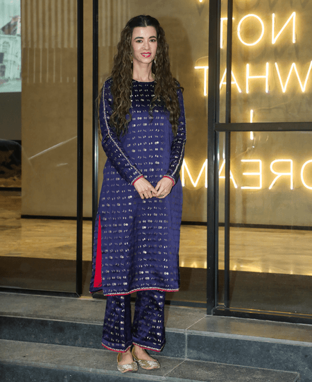 'मंकी इन ए केज' फिल्म को नजरअंदाज करना मुश्किल : सबा आजाद