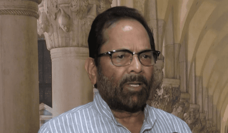 'भाषाई एकता को नुकसान न पहुंचाएं', हिंदी-मराठी विवाद पर नकवी का संदेश