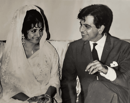 दिलीप कुमार का जिक्र कर भावुक हुईं सायरा बानो, इंसानियत को बताया भारत की असली आत्मा