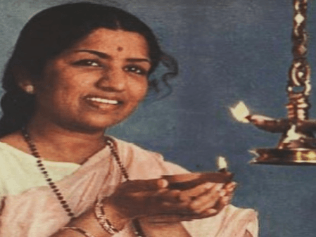 7 दशकों तक हिंदी सिनेमा को आवाज देने वालीं लता मंगेशकर ने बनाई थी बड़ी अंतरराष्ट्रीय पहचान, मिले कई पुरस्कार