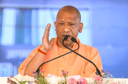 मिर्जापुर हादसे पर सीएम योगी ने जताया दुख, अधिकारियों को दिए उचित दिशा-निर्देश