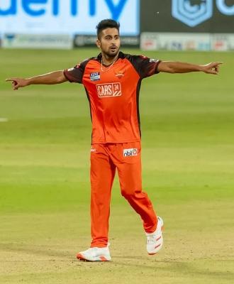 डीवाई पाटिल टी20 कप: उमरान मलिक ने 1 ओवर में लुटा दिए 36 रन, केकेआर की मुश्किल बढ़ी