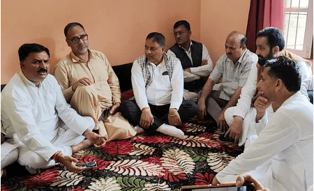 जम्मू-कश्मीर : पुंछ में पाकिस्तानी गोलाबारी से हुए जानमाल के नुकसान का भाजपा नेताओं ने लिया जायजा