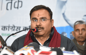 निशिकांत दुबे ने राहुल गांधी को दिया जवाब, कांग्रेस प्रवक्ता आलोक शर्मा ने भाजपा सांसद की समझ पर उठाया सवाल