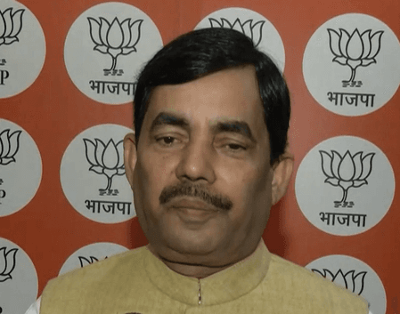 कांग्रेस ने कर्नाटक में मुख्यमंत्री पद को मजाक बनाया: शाहनवाज हुसैन