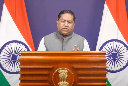 फिर बेनकाब हुआ पाकिस्तान, श्रीलंका राहत मिशन पर भारत ने निकाली फर्जी दावों की हवा